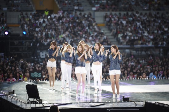 red-velvet_1408118303_smtownconcert1