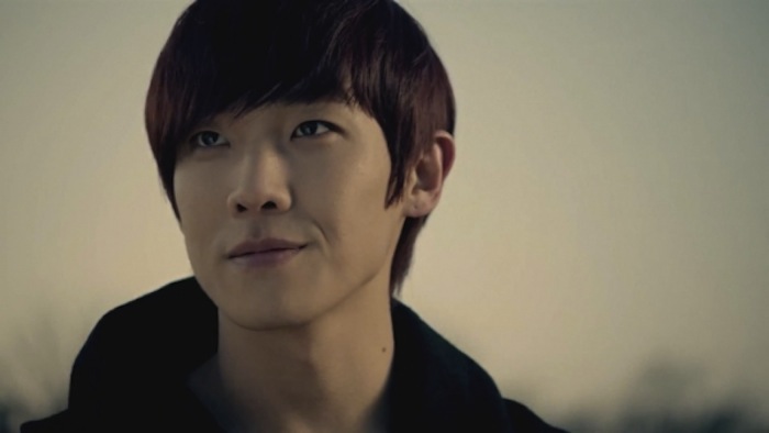 lee-joon2