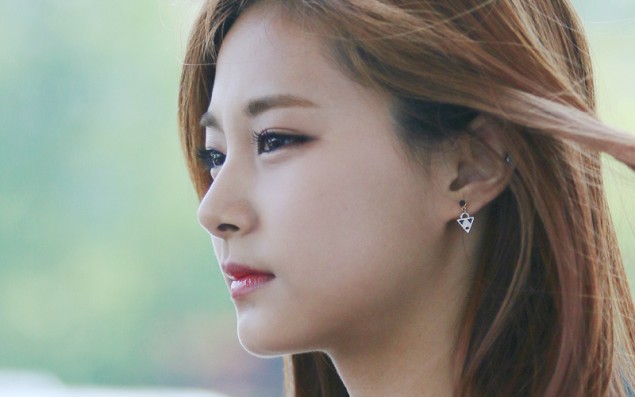 misc_1464725157_e_tzuyu